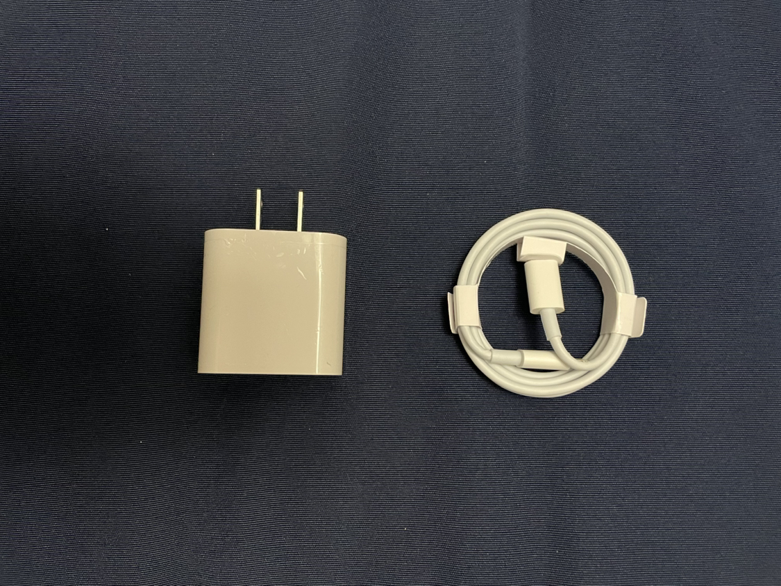 BRAND NEW - 20W IPhone Fast Charger Cable + Brick image indicator(6)