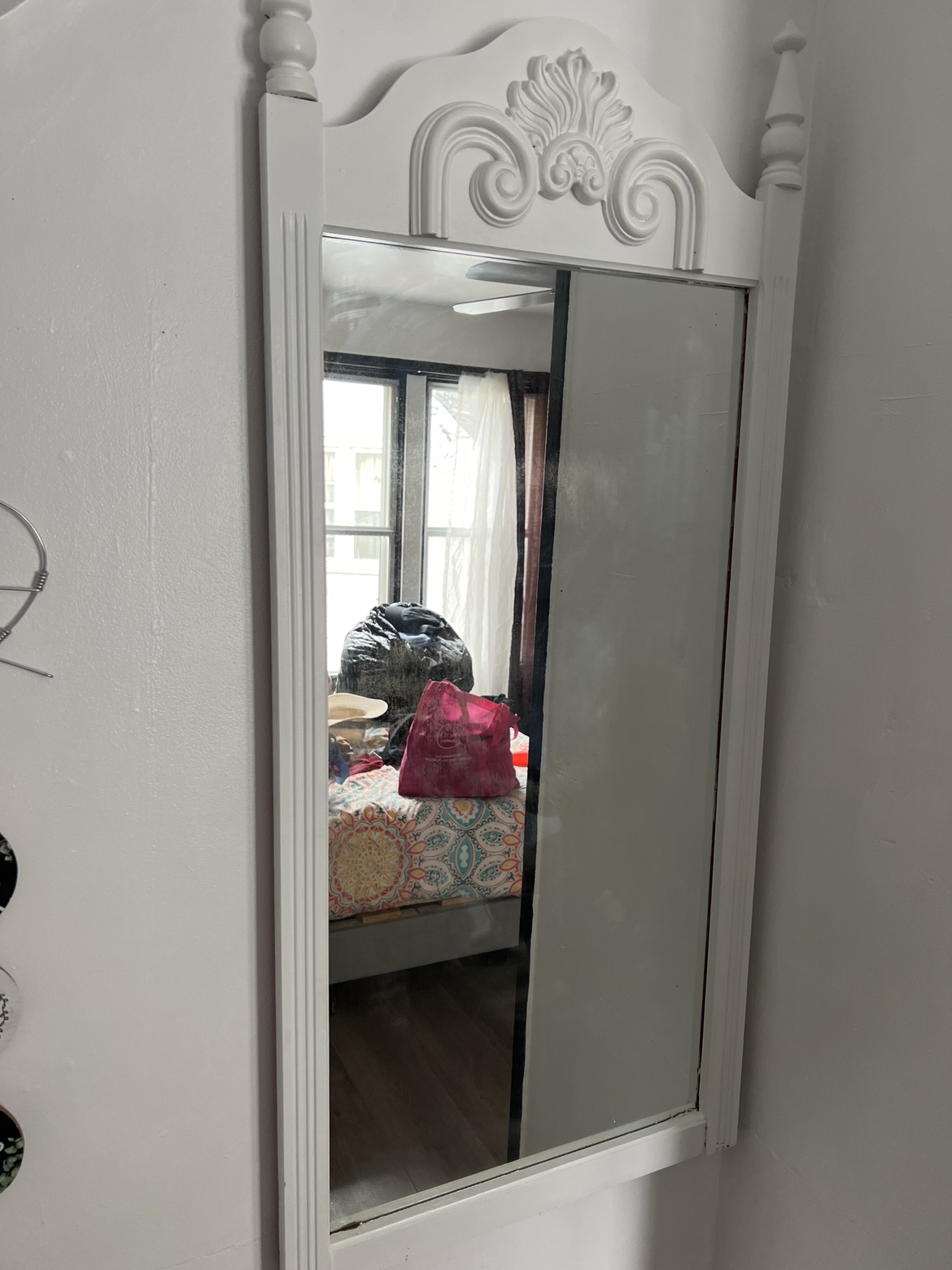 Mirror thumbnail