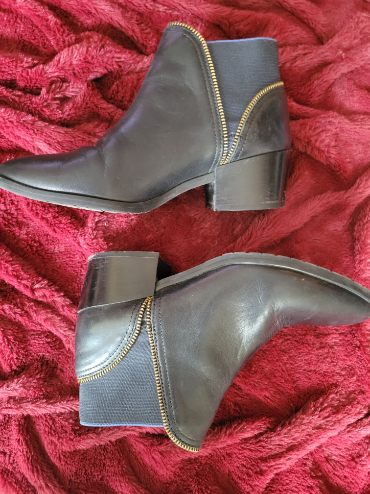 Fabianelli Black Leather Slip With Zipper Design image indicator(5)