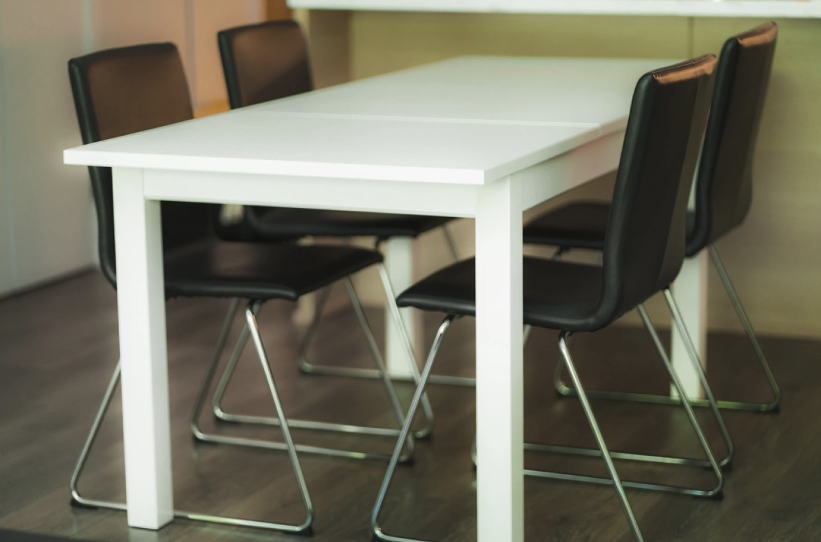 Extendable Dining Table - photo 4
