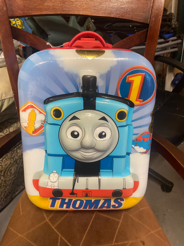 Thomas pull back pack