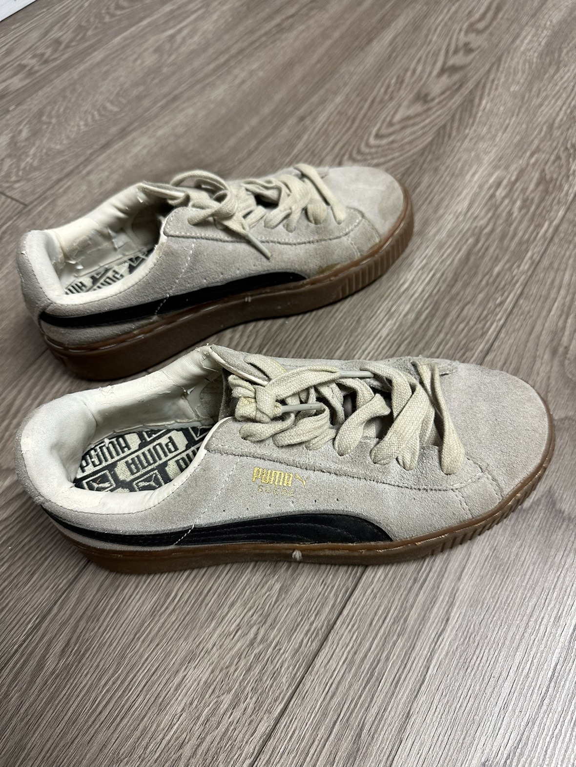 Puma Suede Shoes thumbnail