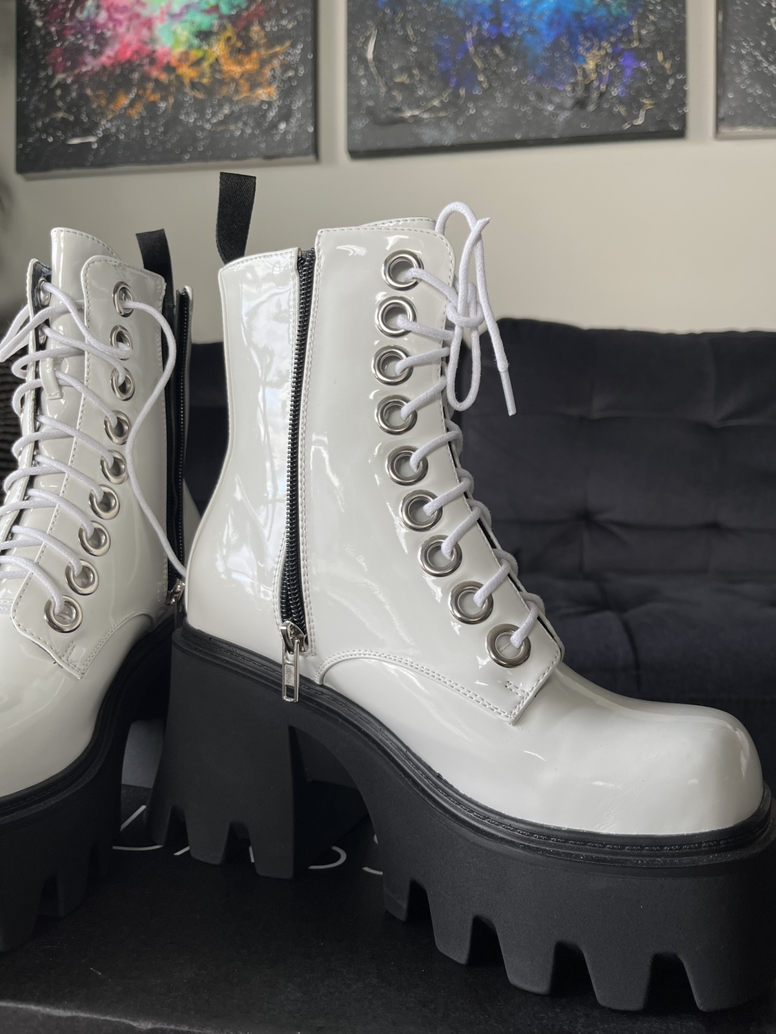 BRAND NEW Women's Size US.6. Patented White Platform Boots. image indicator(2)
