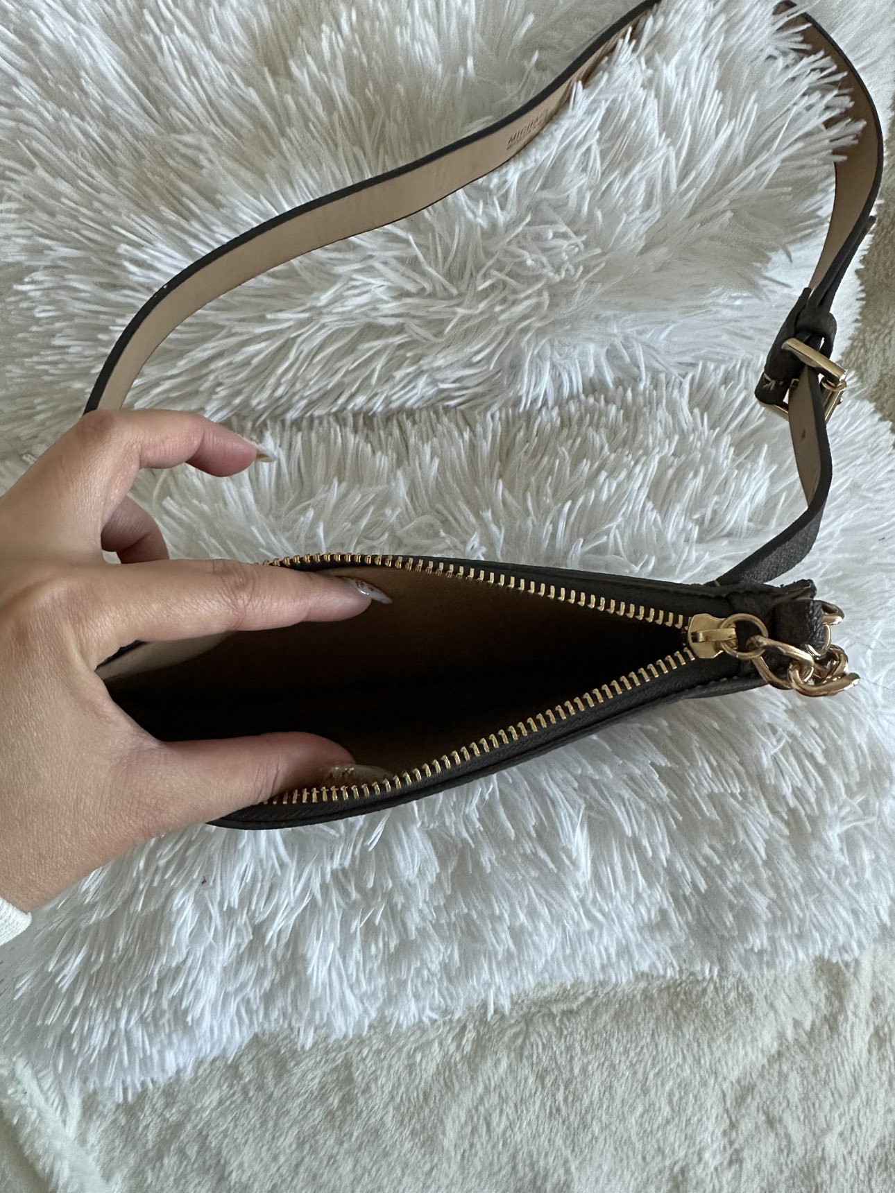 MICHAEL KORS Belt Bag - photo 4