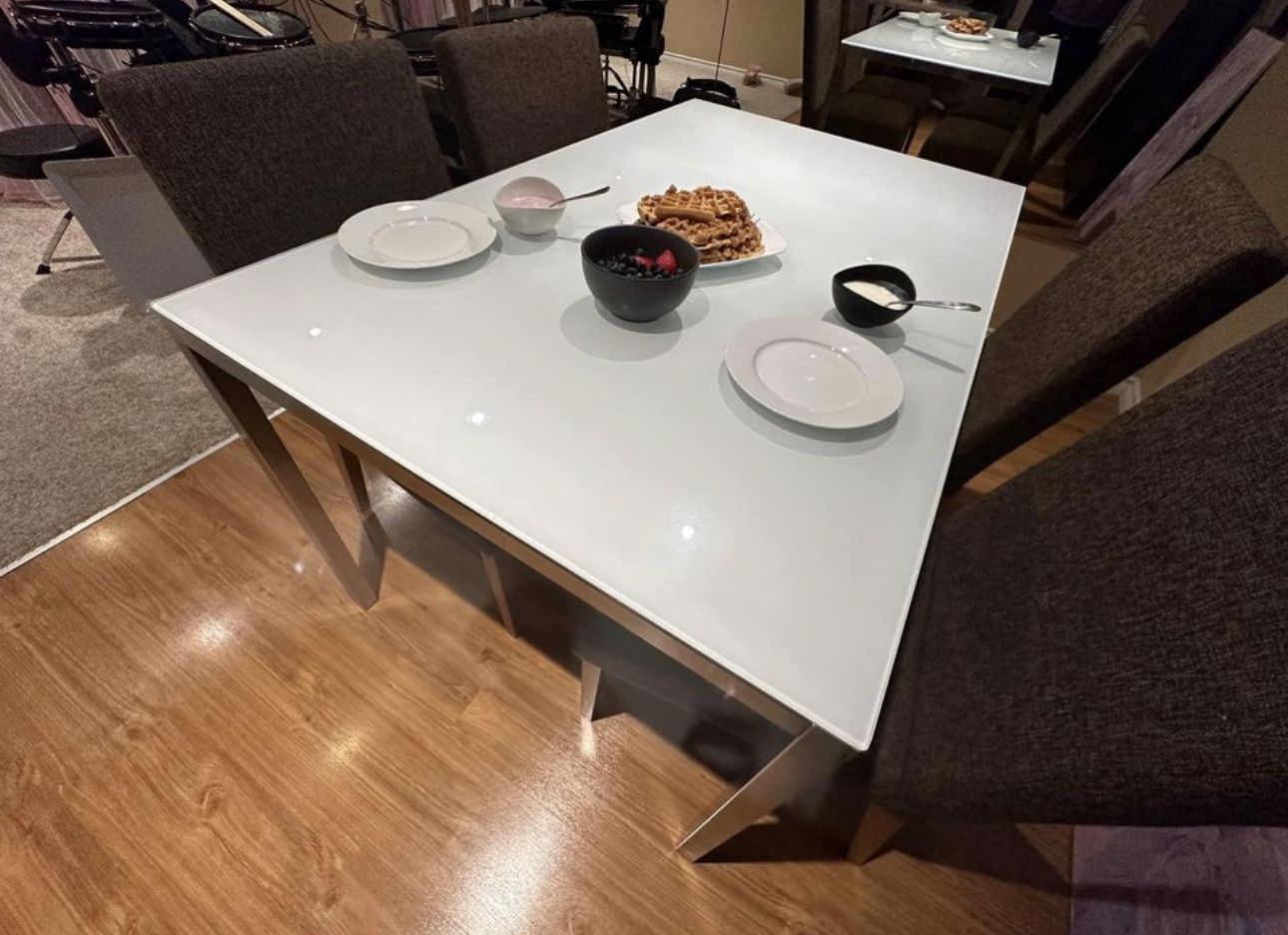 Ikea table,metal frame - photo 2