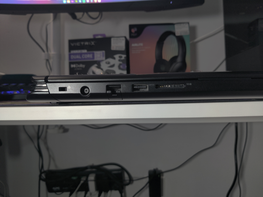 DELL G7 7588 Gaming Laptop - photo 3