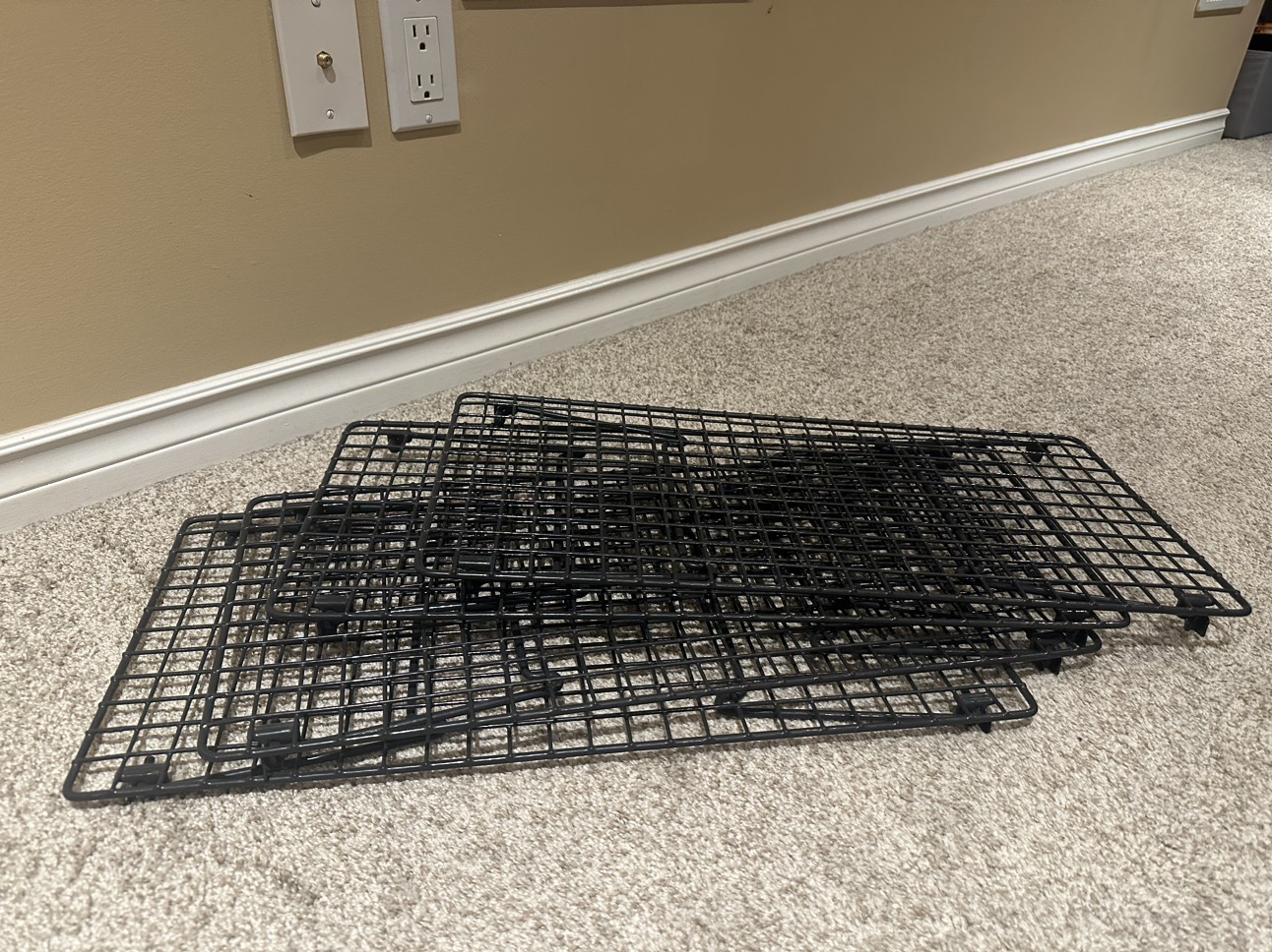metal rubberized shelves Ikea - photo 3