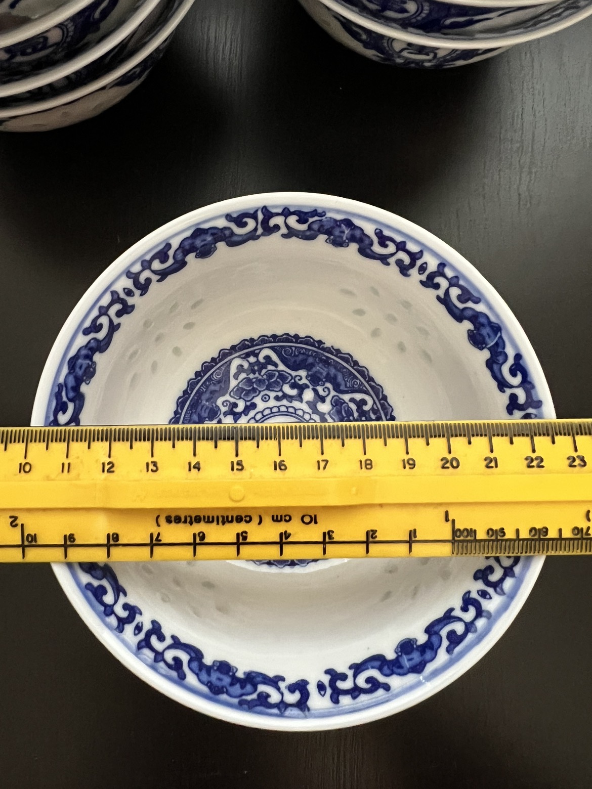 Brand new set of 10 bowls + more FREE bowls and plates image indicator(7)