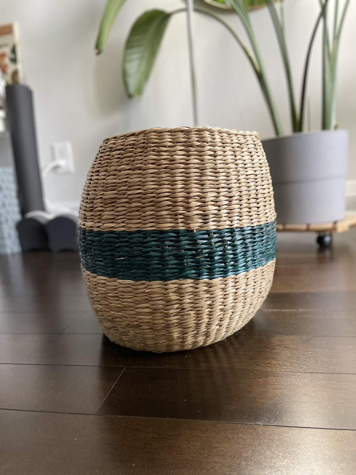 IKEA TJILLEVIPS Basket thumbnail