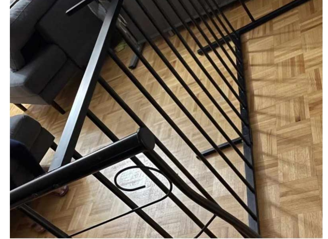 Single bed frame