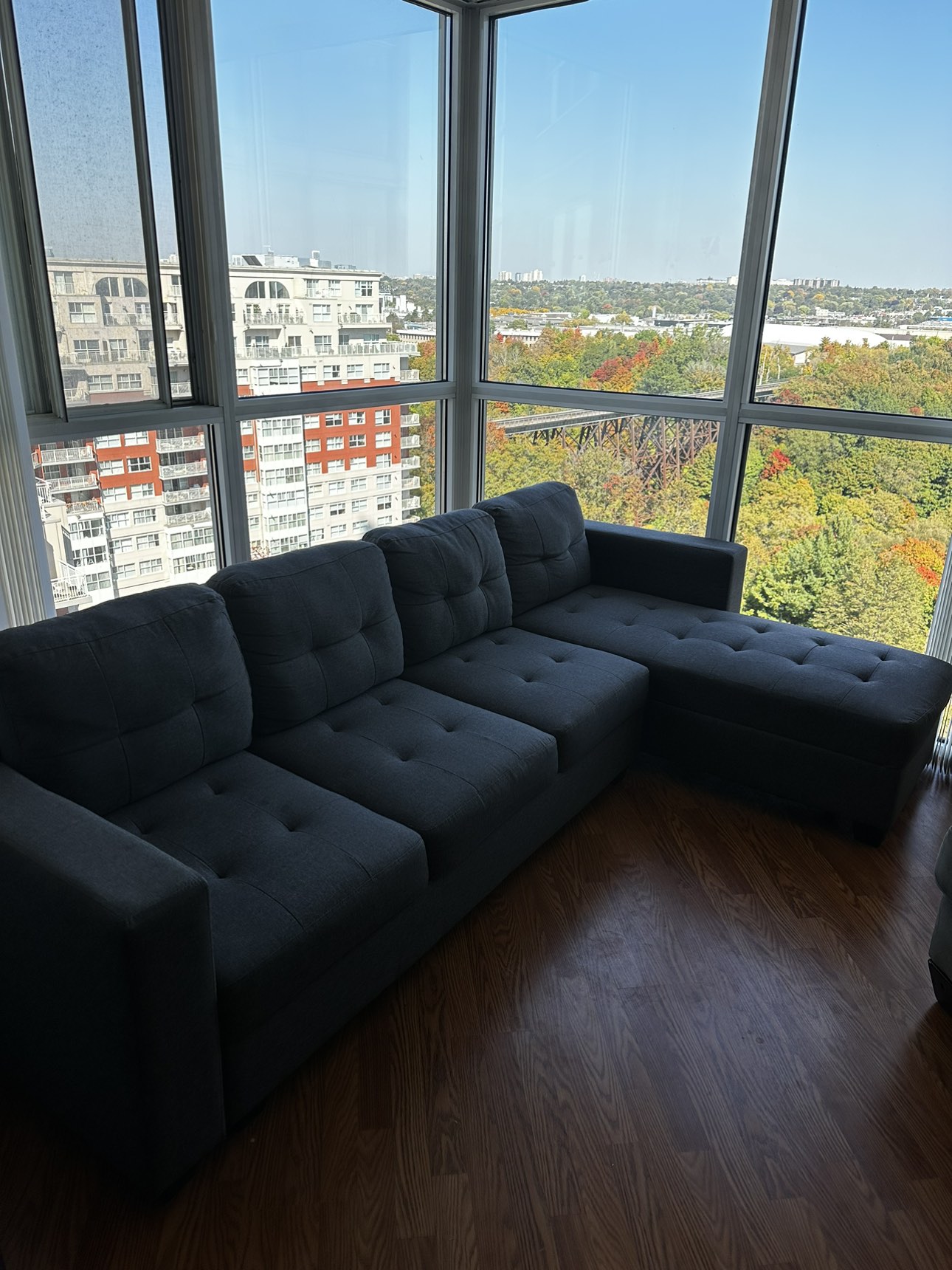 L shape sofa - photo 2