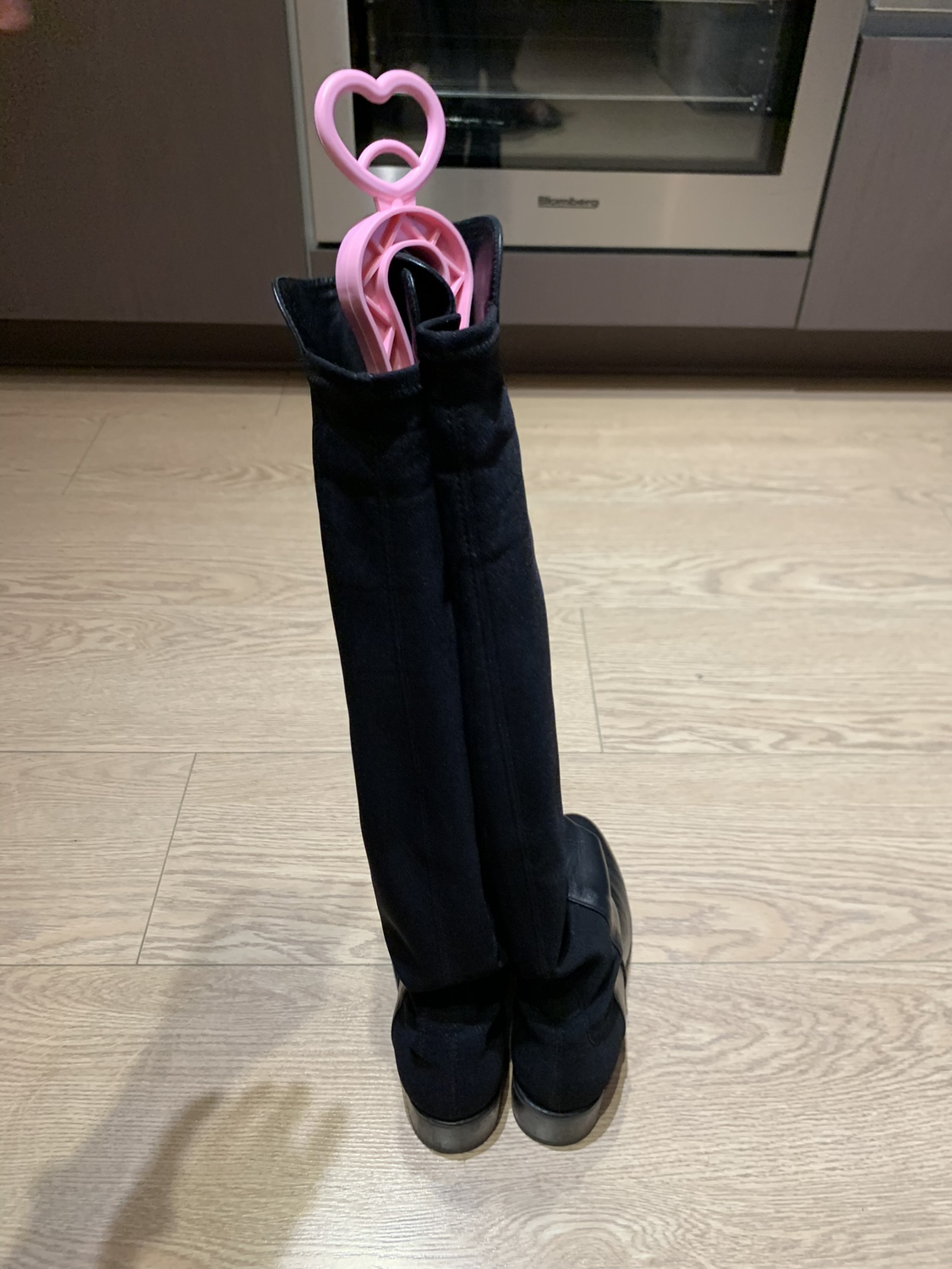 stuart weitzman 50/50 boots size 4 image indicator(4)