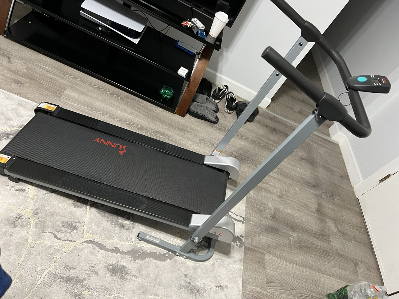 Foldable treadmill