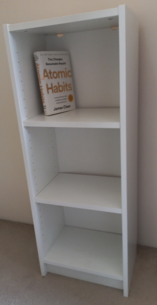 BILLY IKEA 3 shelf bookcase