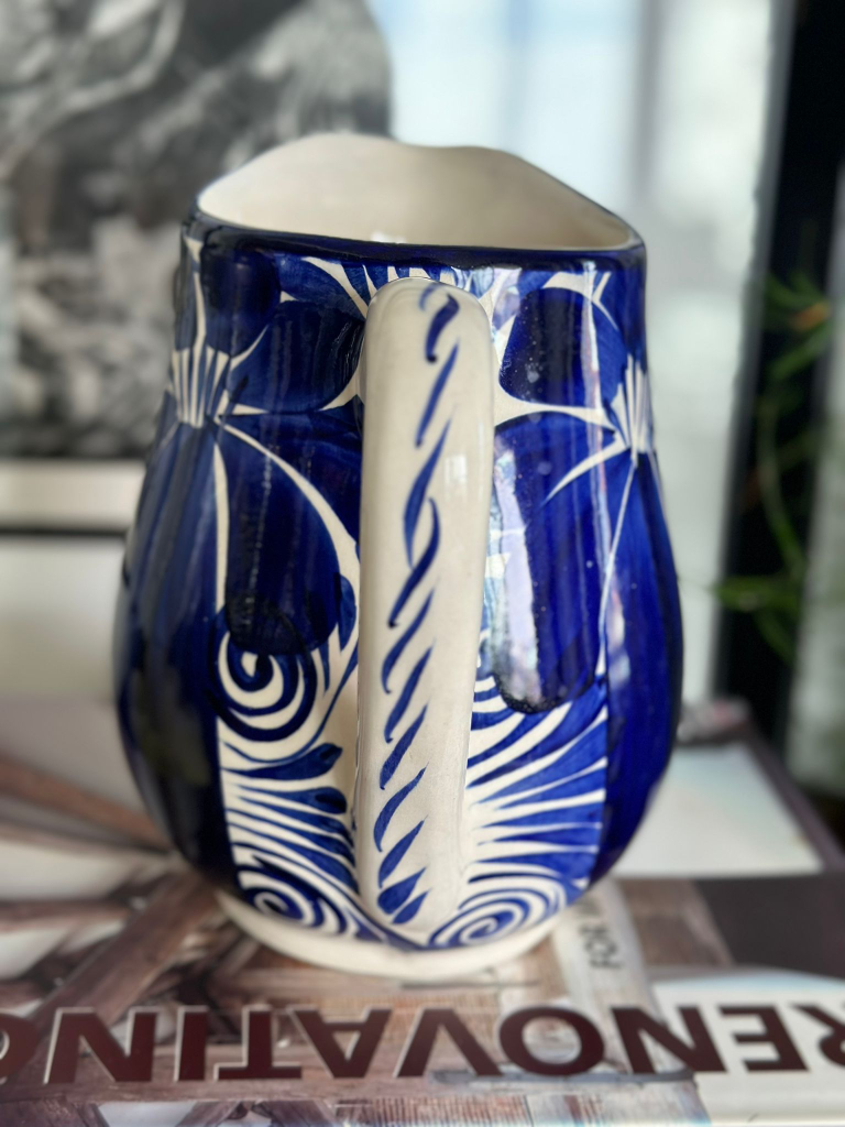 Mexican Ceramic Jar image indicator(3)