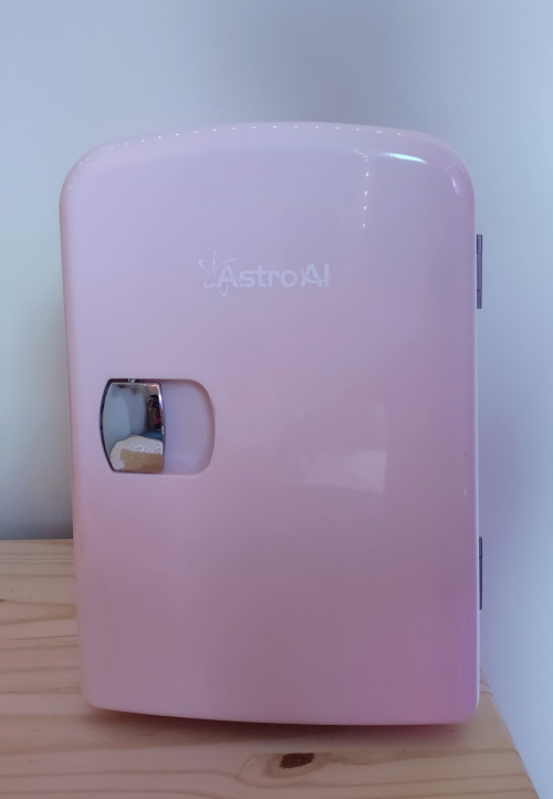 Mini portable refrigerator thumbnail