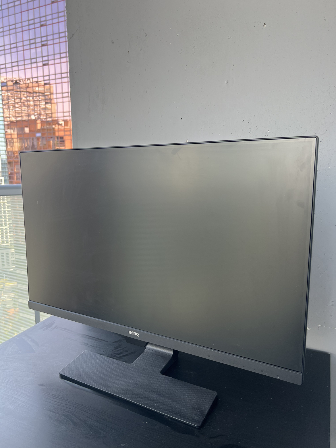 BenQ LCD Monitor + HDMI Cable