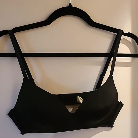 BNNW 2 Pack Bras - Size 36B 🦃 - photo 3