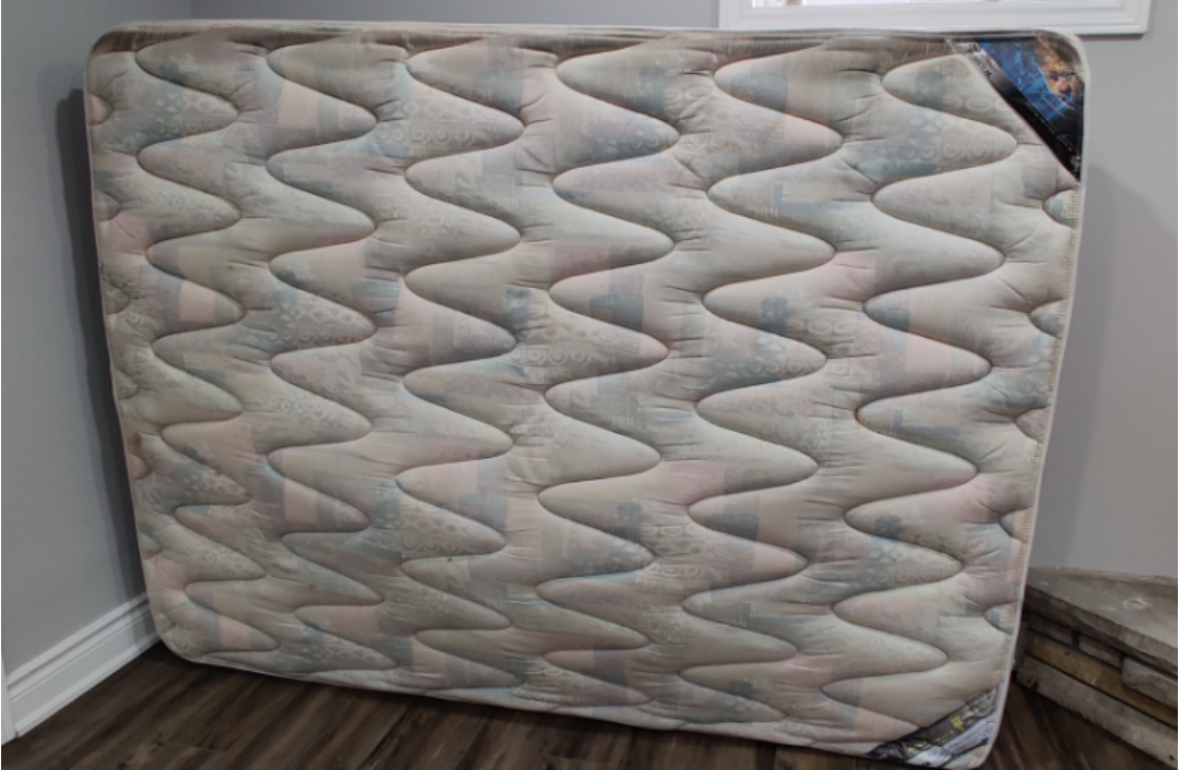 Twin/ double spring mattress $45 with box $25 thumbnail