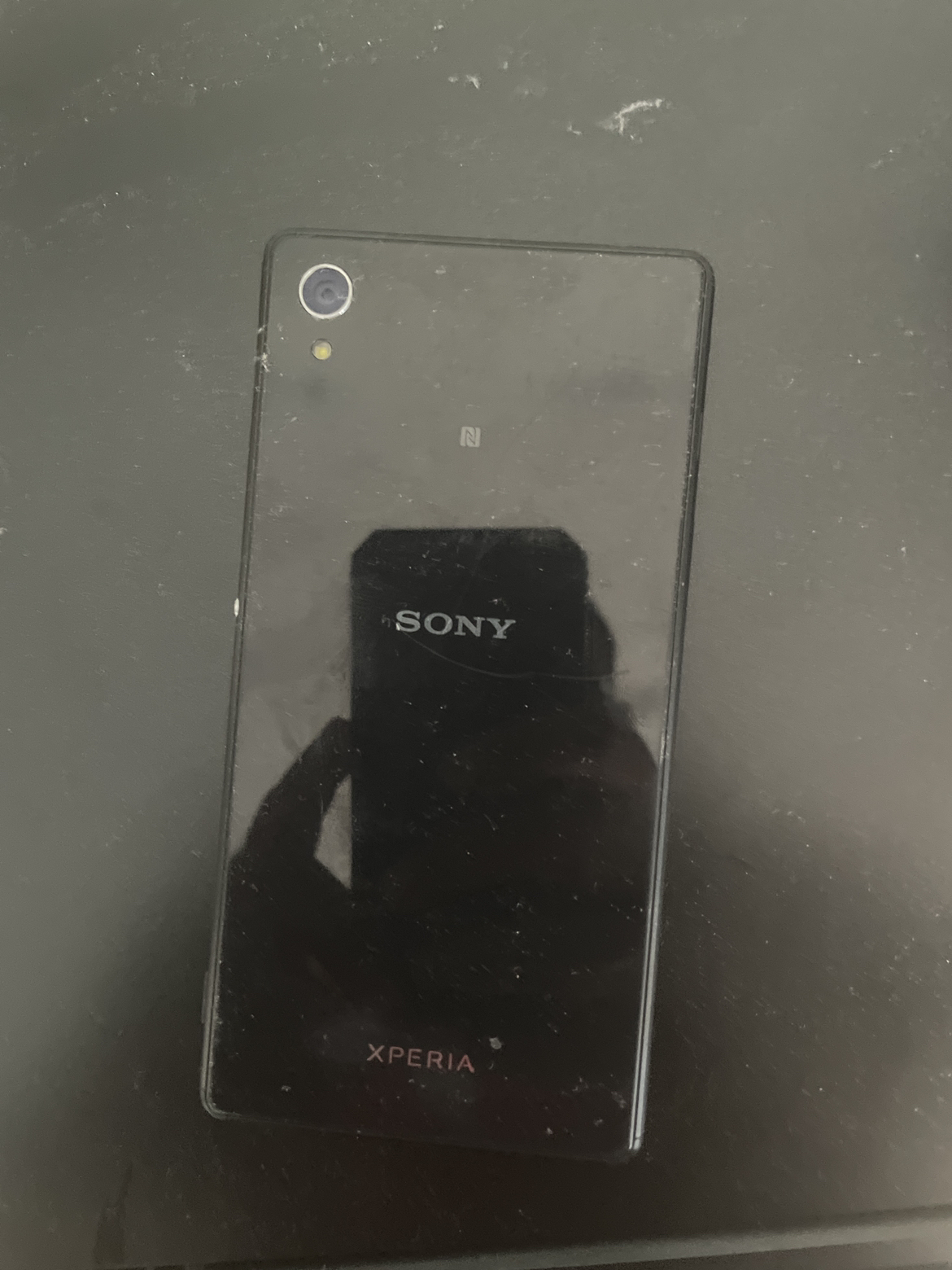 My Sony phone barely used 🦃. image indicator(2)