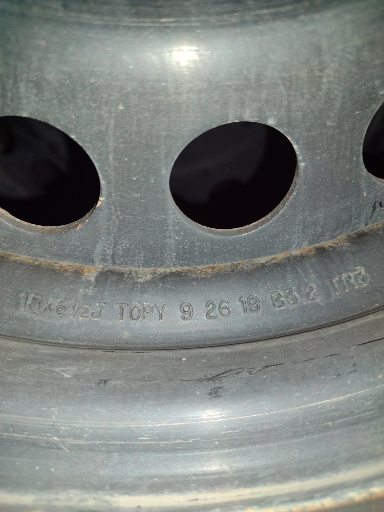 205/65R/15 WINTER TIRES - photo 5