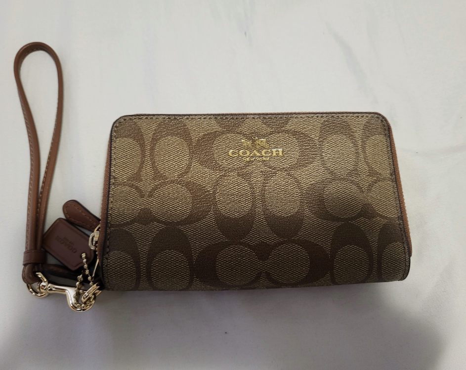 [Never Used] Coach Wallet