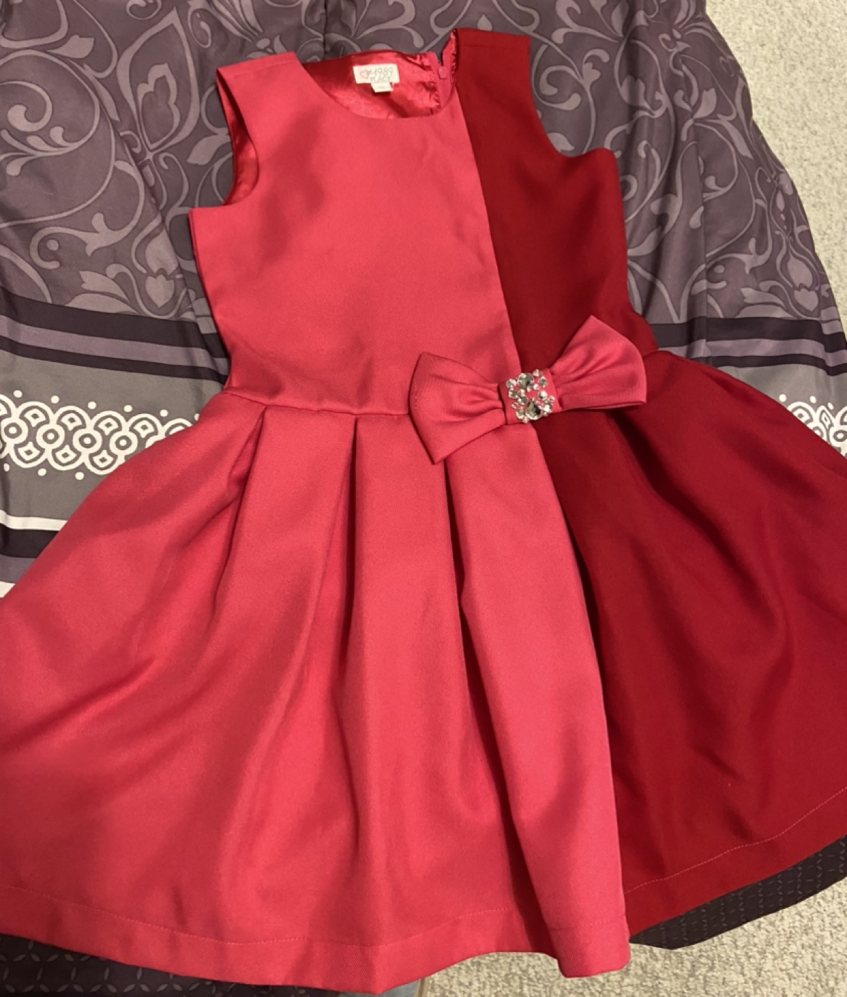 Girl dress thumbnail