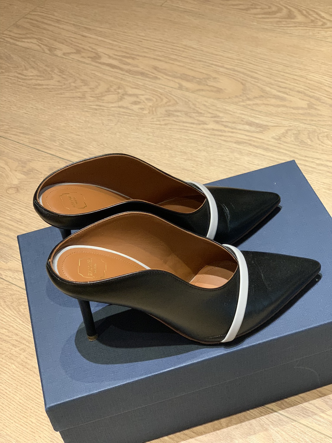 Malone pumps size 35 image indicator(2)