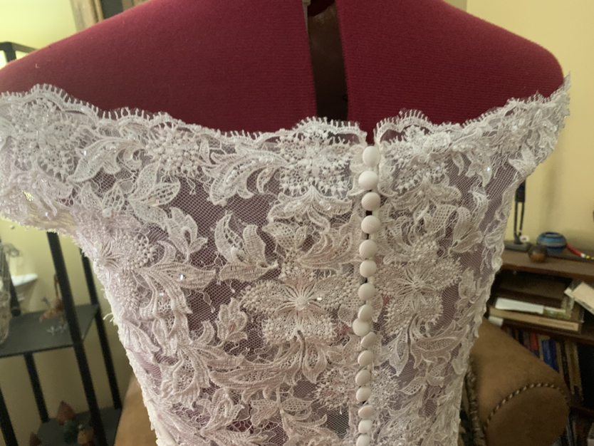 Stunning Wedding dress - photo 5