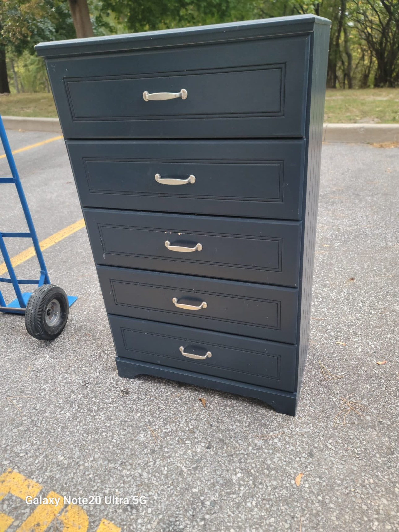 Dresser chest size 32X16H48 inch - photo 3