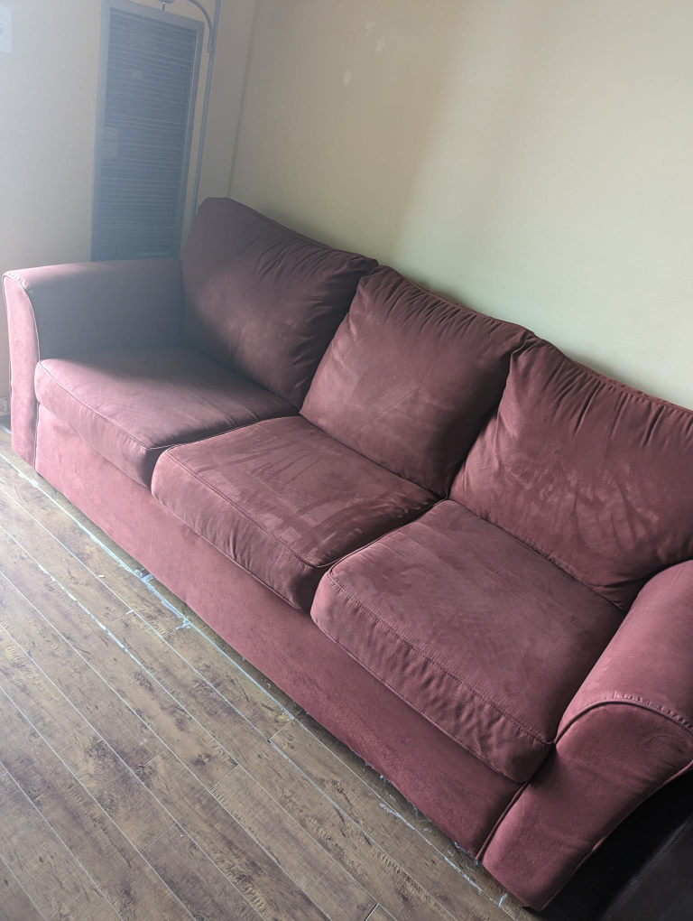 3 seatee sofa