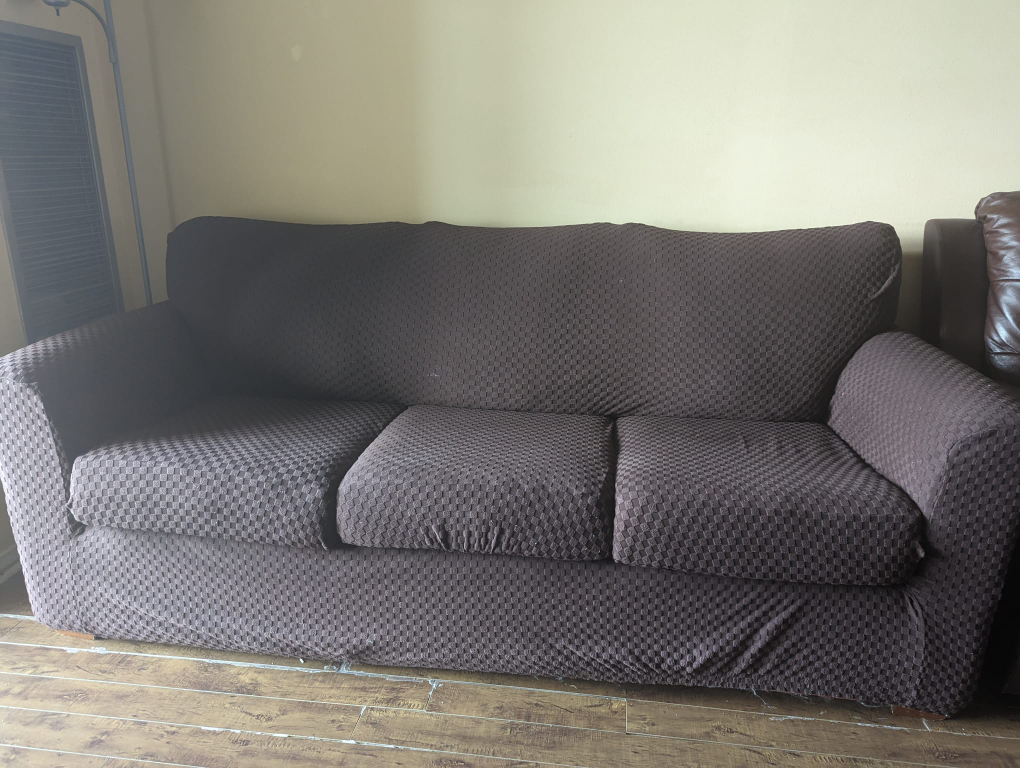 3 seatee sofa - photo 3