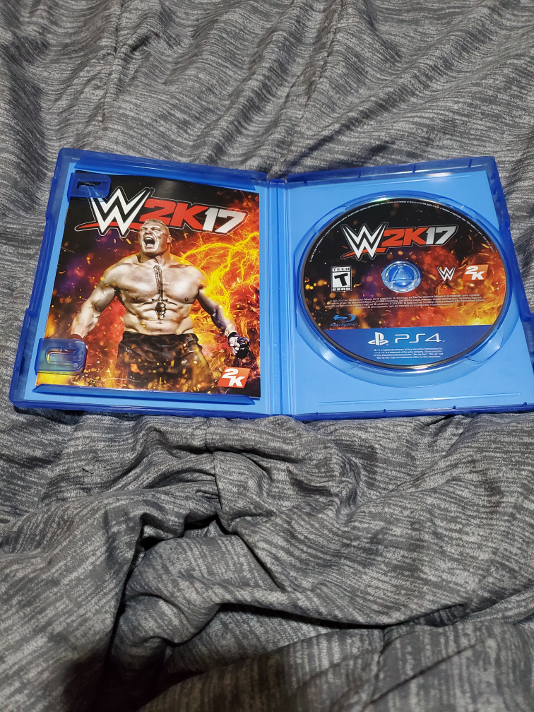 PS4 WWE 2k17 - photo 2