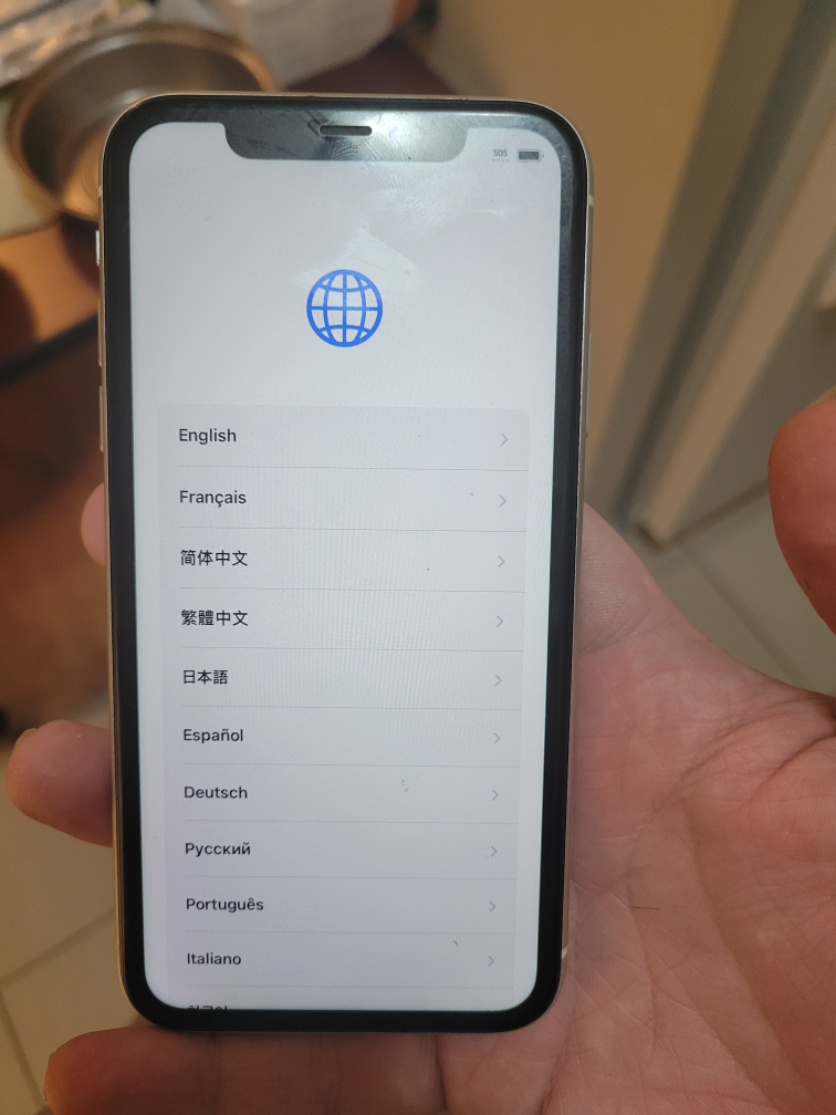 IPhone 11 - photo 2