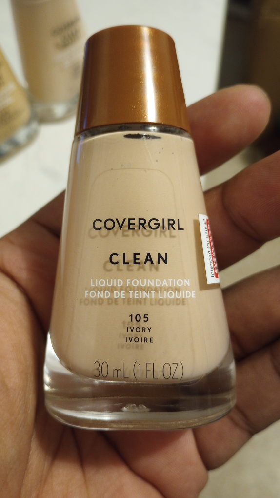 CoverGirl Liquid Foundation 3-pack image indicator(3)