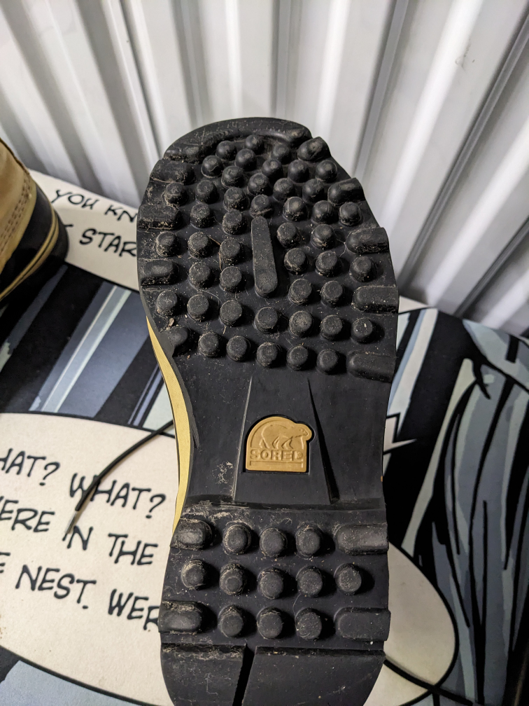 Sorel Men's Caribou Waterproof Tan Snow Boots, Size 7 image indicator(3)