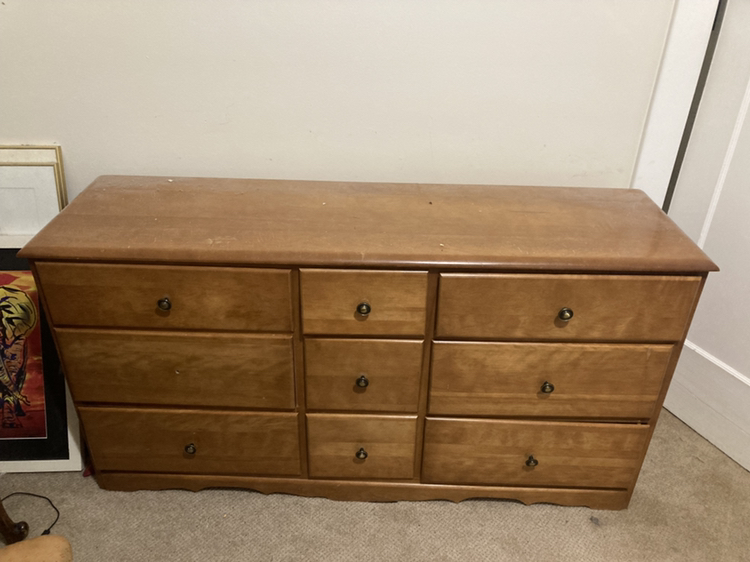 Chest of drawers