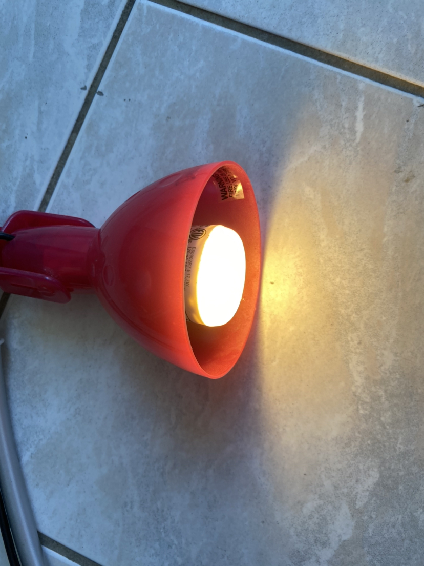 Ikea desk lamp with energy saving bulb image indicator(3)