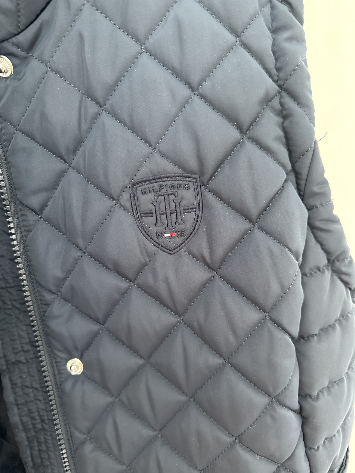 Tommy Hilfiger Quilted Vest in Navy Blue image indicator(7)