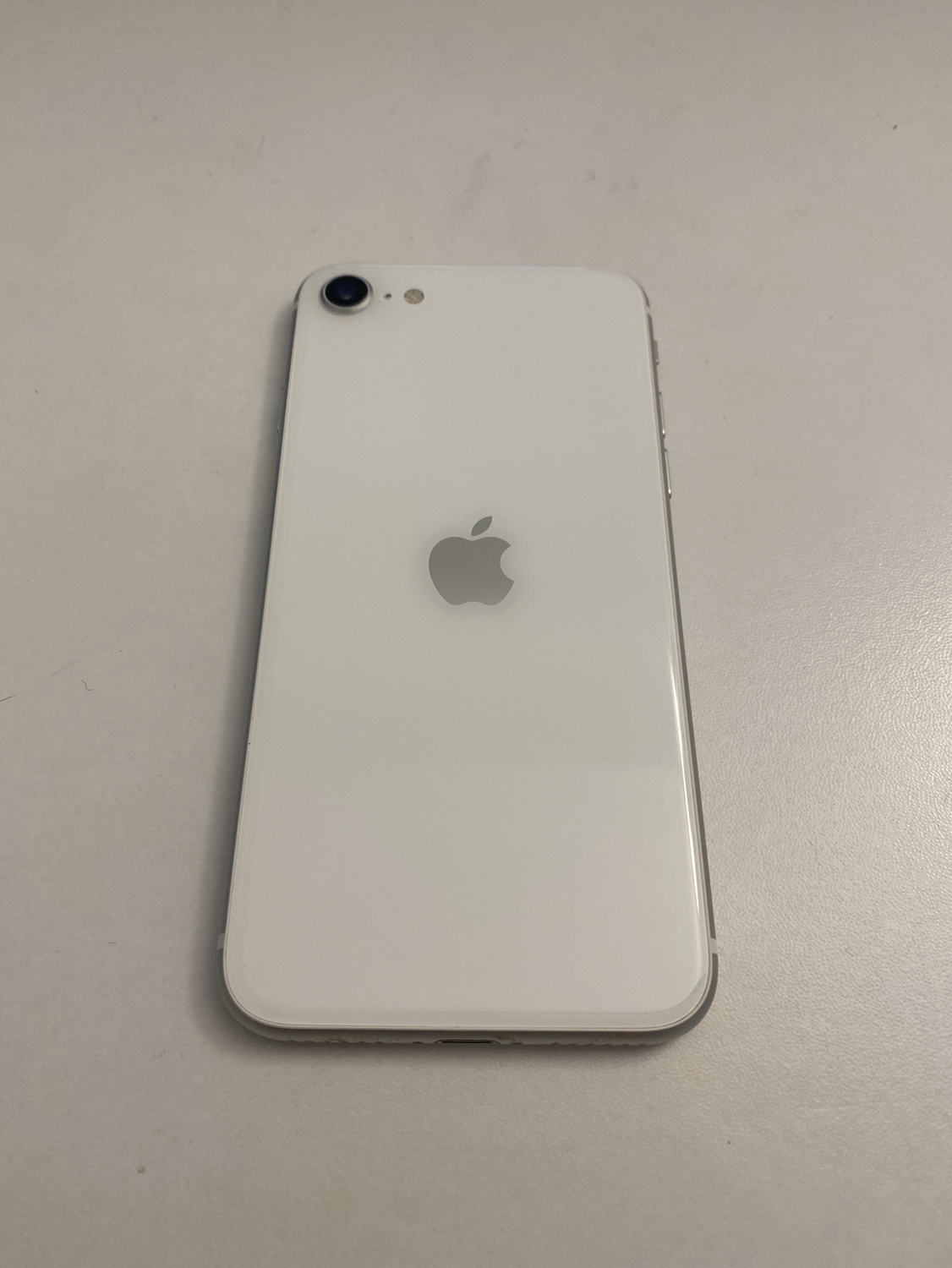 iPhone SE (2020) Unlocked - photo 2