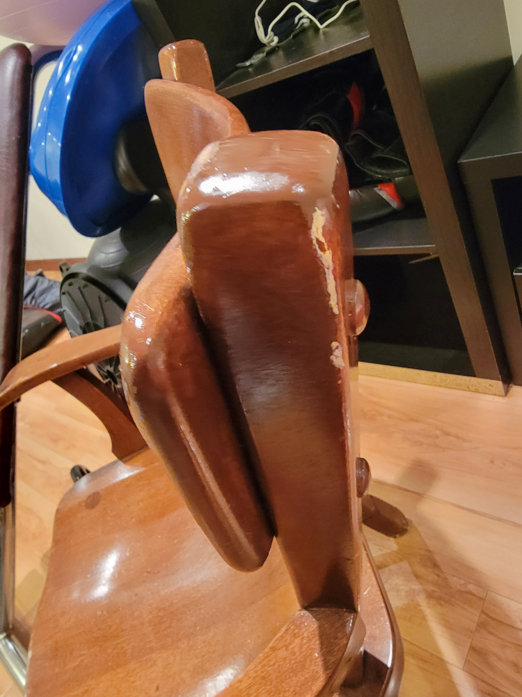 Wooden chair - photo 4