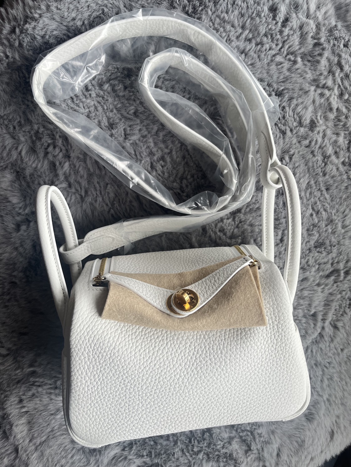 Hermès mini Lindy new white thumbnail