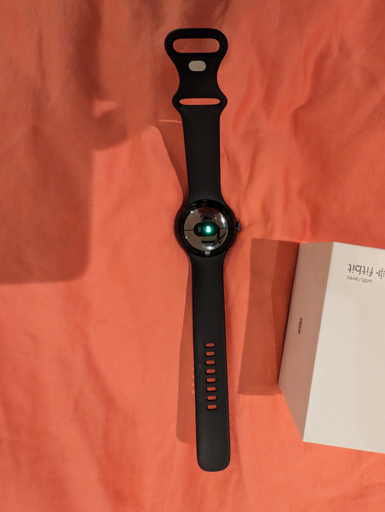 Google Pixel Watch Smartwatch (Fitbit) image indicator(3)
