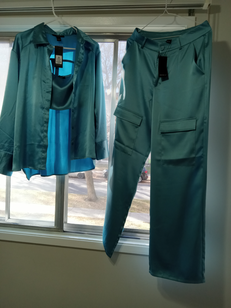 3 price satin outfit