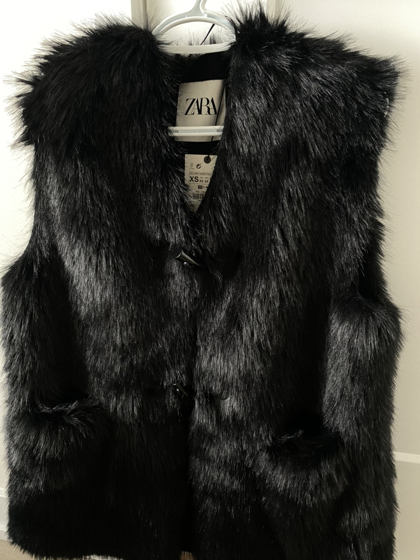 NEW: Zara Fur Coat