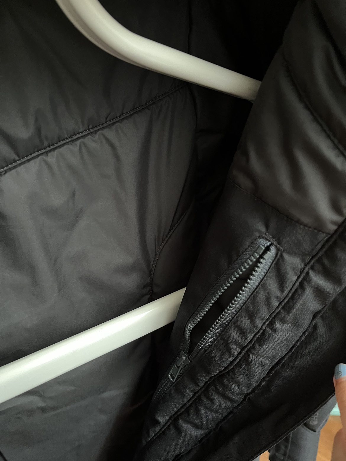 Black XS Women Helly Hansen Winter Parka image indicator(6)