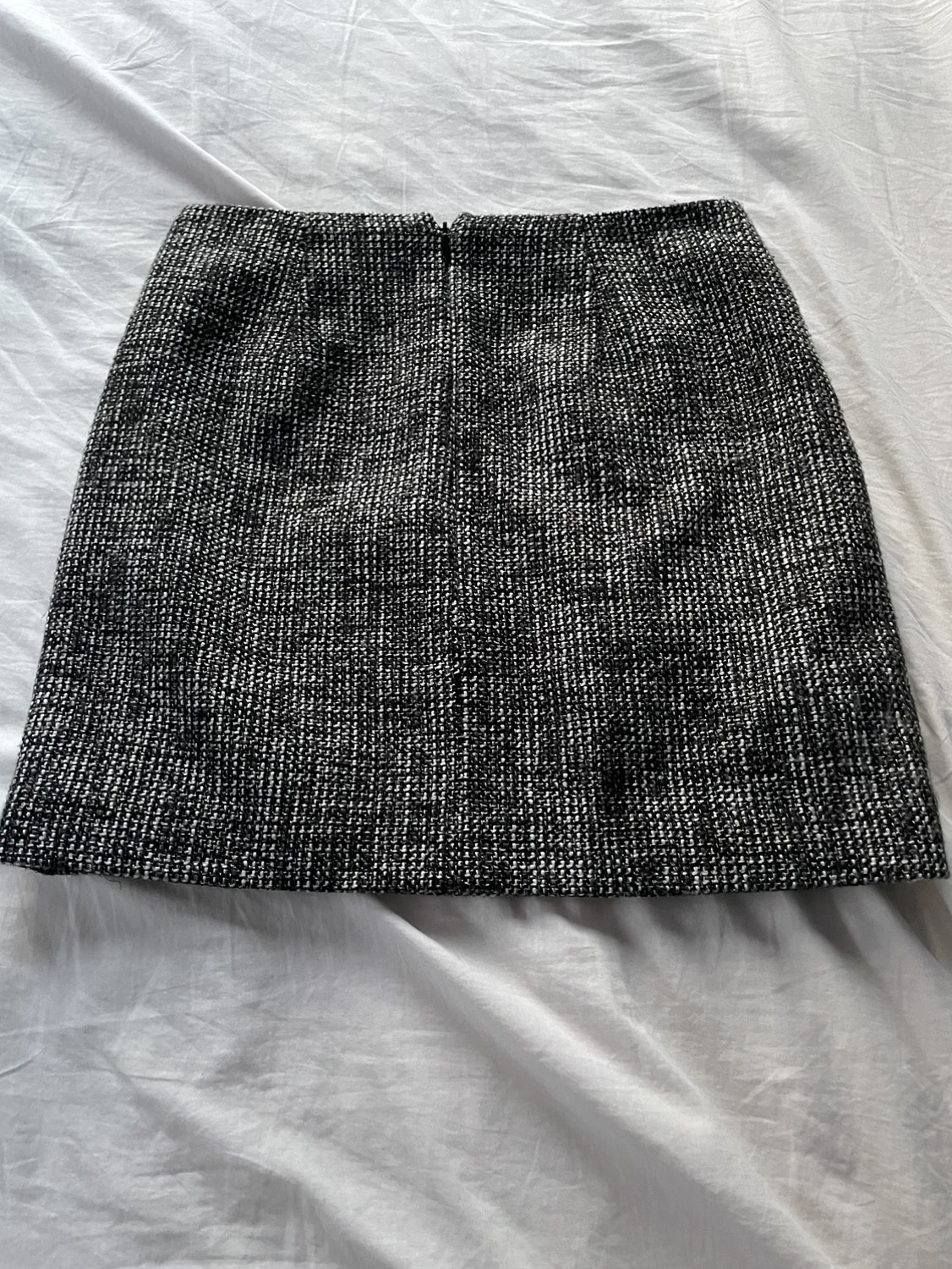 Banana Republic Grey Skirt 🦃 image indicator(2)