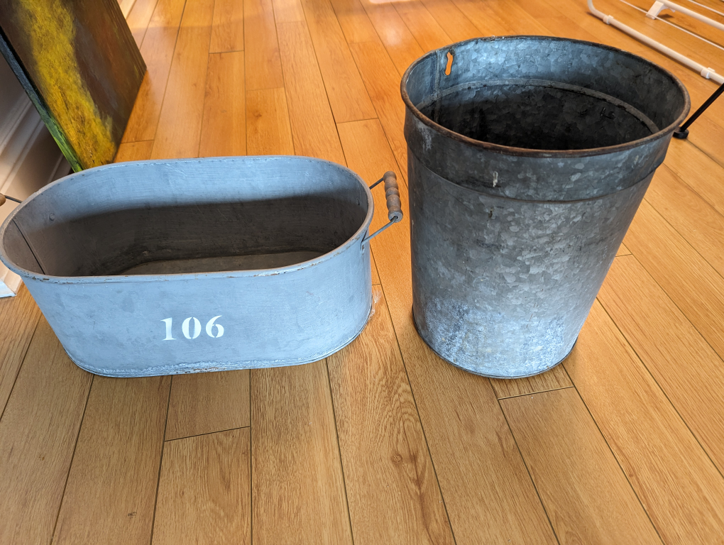 tin garden buckets