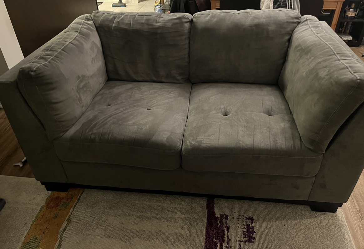 Must go asap! Microfibre Loveseat - like new! thumbnail