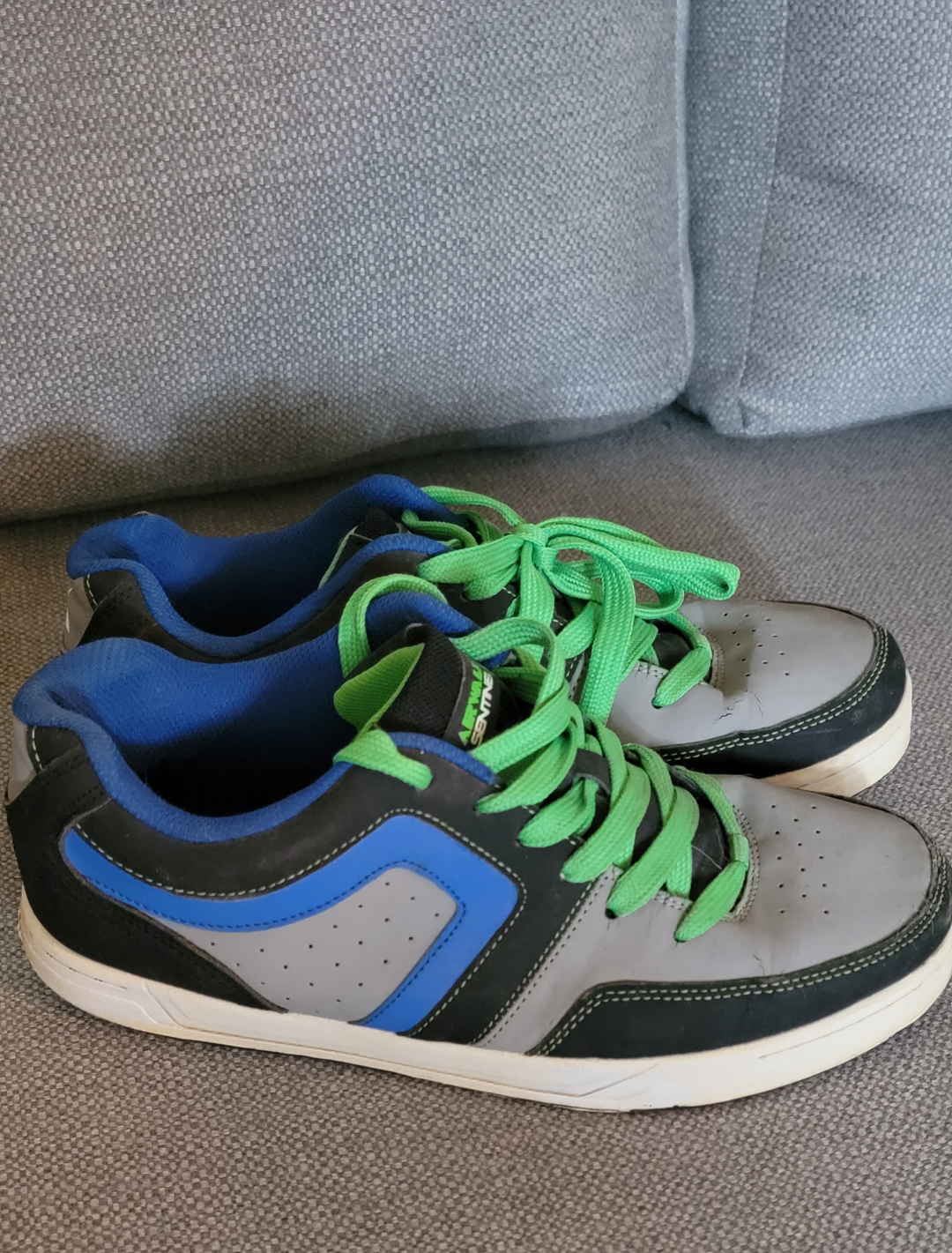 Airwalk thumbnail